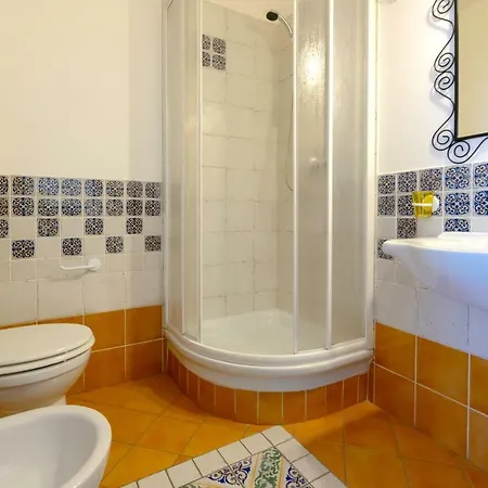 Casa Fiorita 3* Вилладжо-Мосе